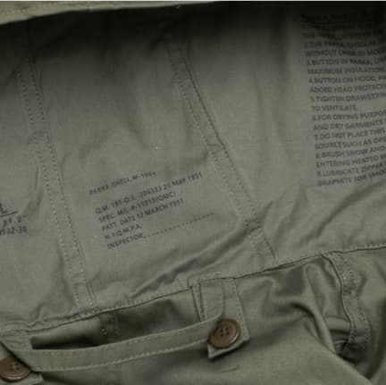 フード付き ミリタリージャケット