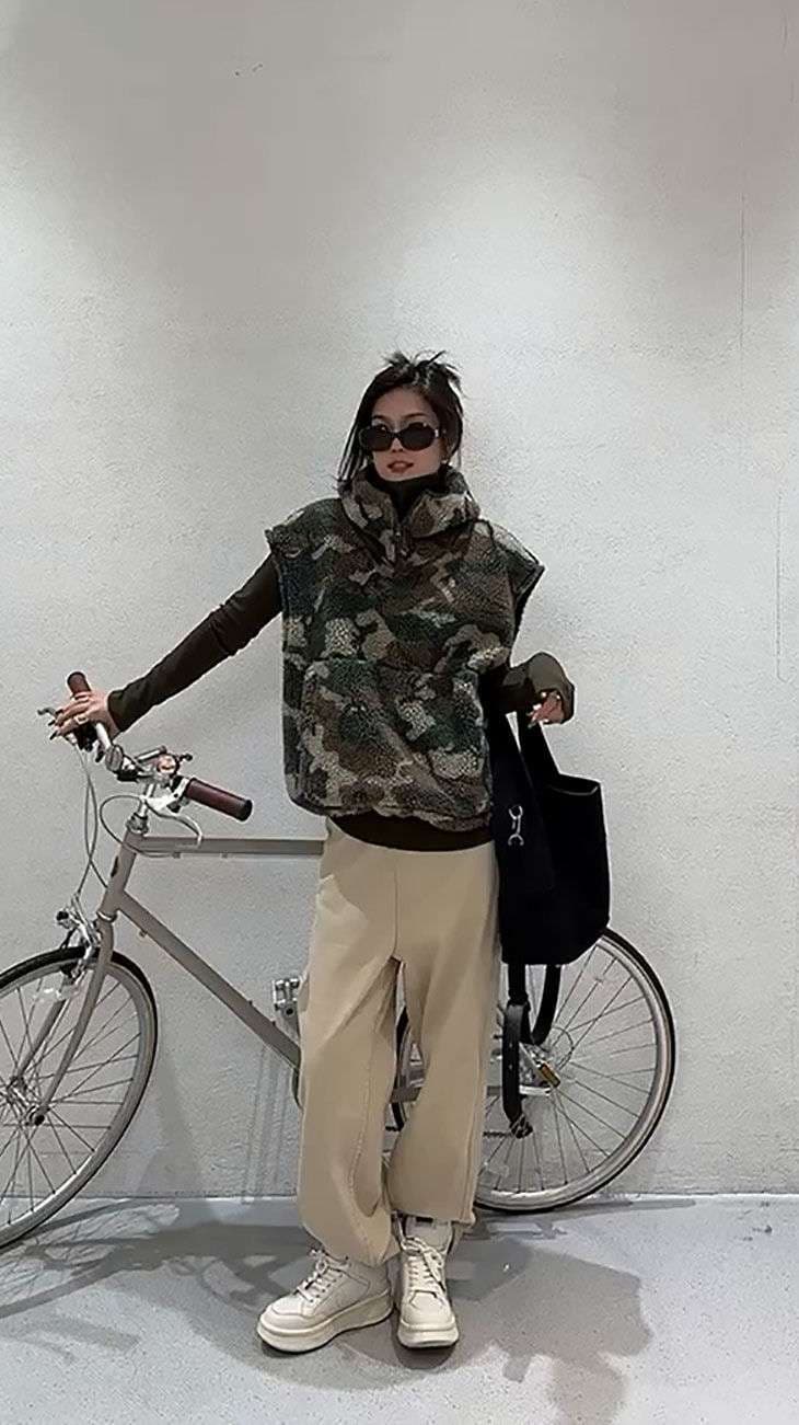 迷彩柄モッズベスト中綿フード付き ミリタリージャケット