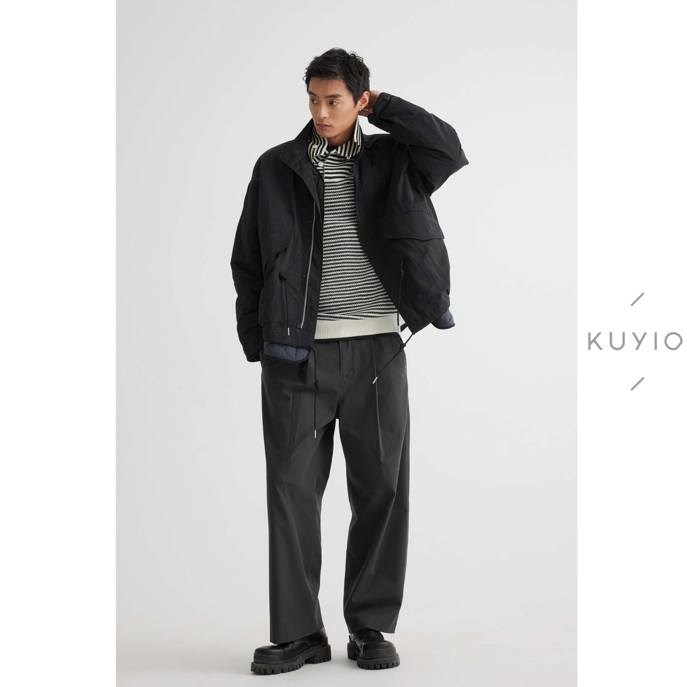 ゆったりシルエットのミリタリーフィールドジャケット